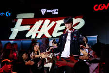【LoL】T1 Faker「正直、実績やレガシーは特に重要ではない。自分のプレーのレベルを上げることに集中している。実績などはその先についてくる」のサムネイル画像