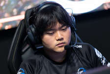 【LoL】DFM Guwon「自分の言いたいことを細かくすべて表現できるレベルまで高めなければならない」- LCP2025 MVKE戦直後インタビューのサムネイル画像