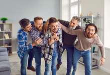 【LoL】もし自分が５人いたとして、チームでLoLをやるならどんな構成が上手くいくと思う？のサムネイル画像