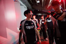 【LoL】スクリム1日3回は多い？少ない？ AL Flandre「一日三回のスクリムが自分に合っている。1回でも飛ばすと不安になる」のサムネイル画像